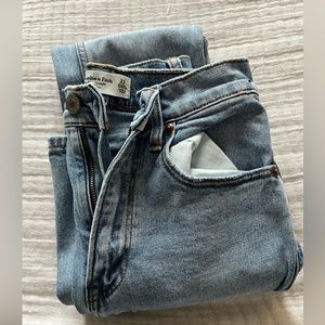 Abercrombie curve love slim straight jeans
